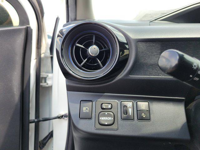 used 2018 Toyota Prius c car, priced at $17,997