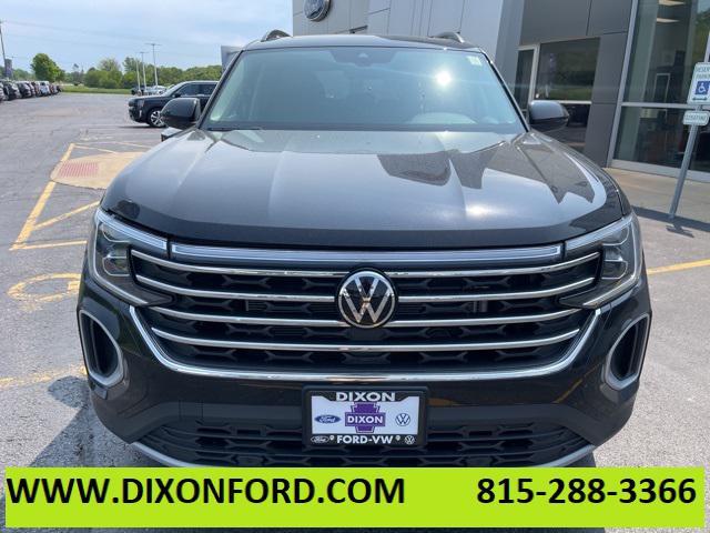 new 2025 Volkswagen Atlas car, priced at $45,475