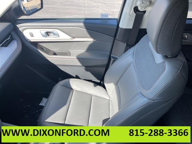 new 2025 Ford Explorer car, priced at $44,847
