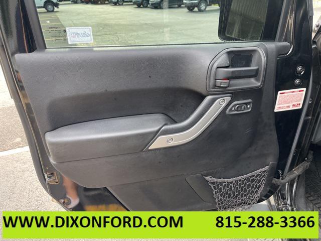 used 2015 Jeep Wrangler Unlimited car, priced at $19,977