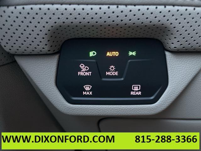 new 2025 Volkswagen Atlas car, priced at $46,510