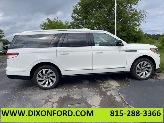 used 2022 Lincoln Navigator car, priced at $47,988