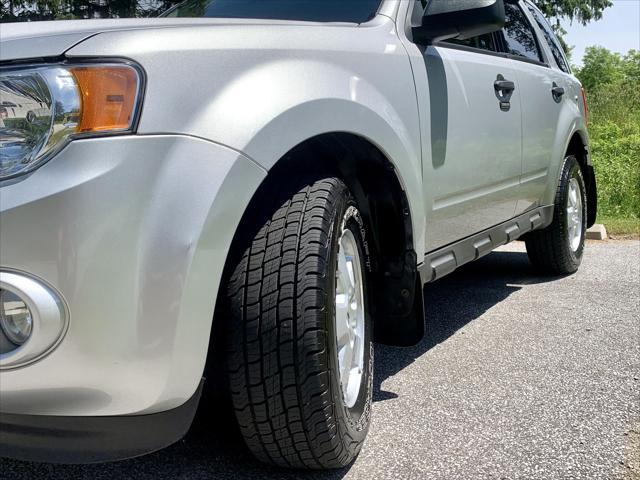 used 2009 Ford Escape car, priced at $7,950