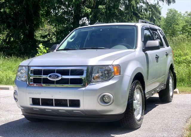 used 2009 Ford Escape car, priced at $7,950