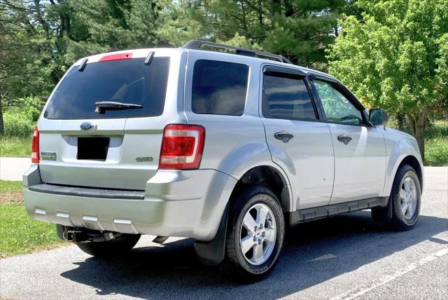 used 2009 Ford Escape car, priced at $7,950