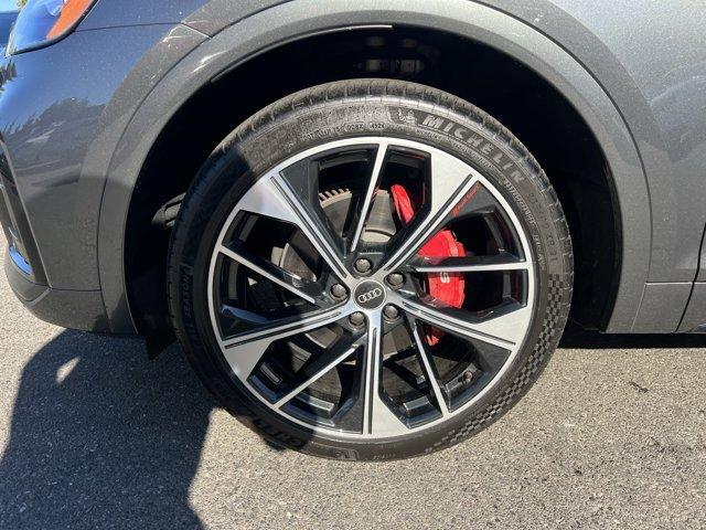 used 2022 Audi SQ5 car, priced at $41,495