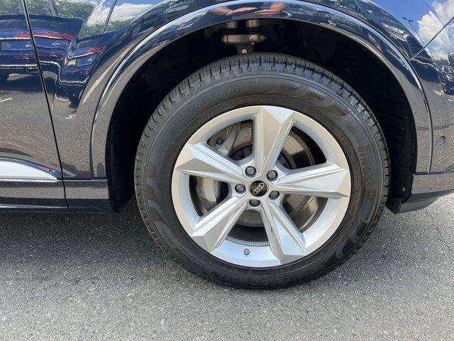 used 2025 Audi Q7 car, priced at $58,951