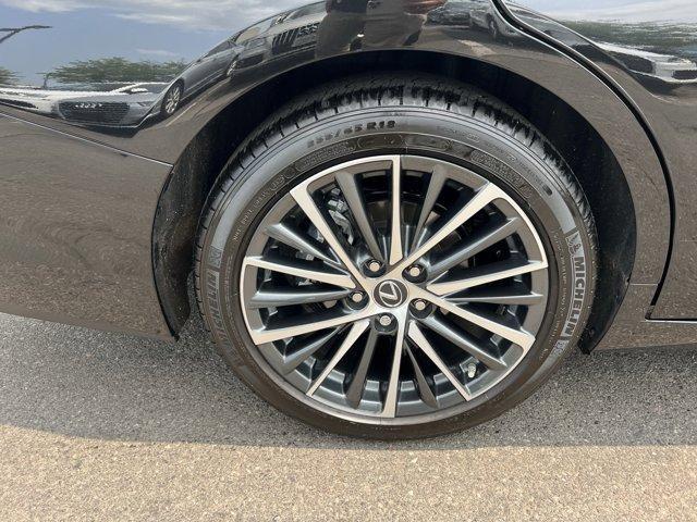 used 2025 Lexus ES 350 car, priced at $44,495
