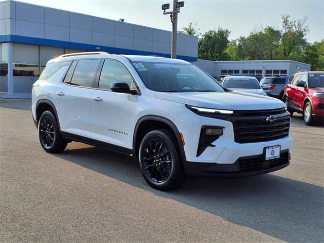 new 2025 Chevrolet Traverse car, priced at $44,480
