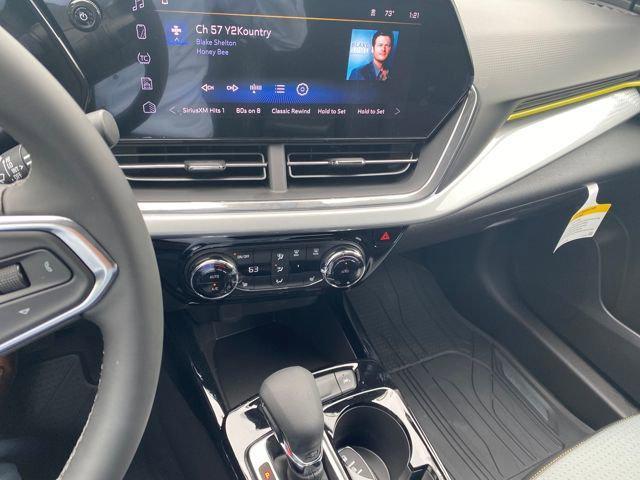 new 2025 Chevrolet Trax car, priced at $24,930