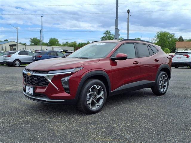 new 2025 Chevrolet Trax car, priced at $25,385