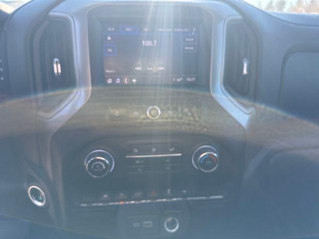 used 2024 Chevrolet Silverado 1500 car, priced at $27,785