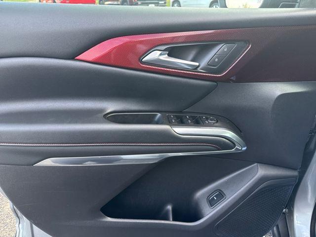 used 2025 Chevrolet Traverse car, priced at $48,985