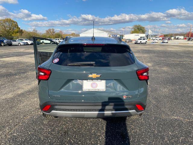 new 2026 Chevrolet Trax car, priced at $25,885