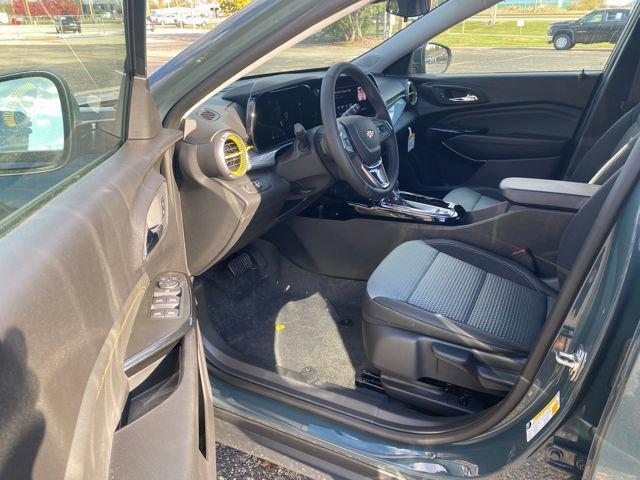 new 2026 Chevrolet Trax car, priced at $25,885