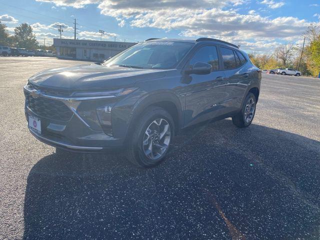 new 2026 Chevrolet Trax car, priced at $25,885