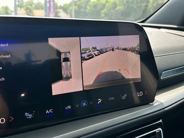 new 2025 Chevrolet Traverse car, priced at $40,990