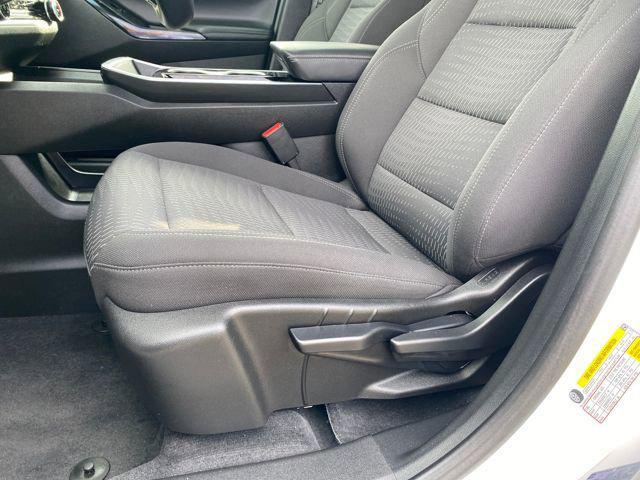 new 2025 Chevrolet Equinox car, priced at $28,990