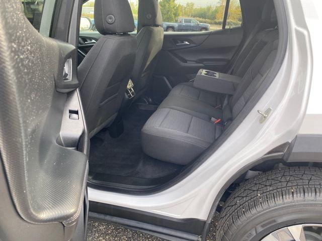 new 2025 Chevrolet Equinox car, priced at $28,990
