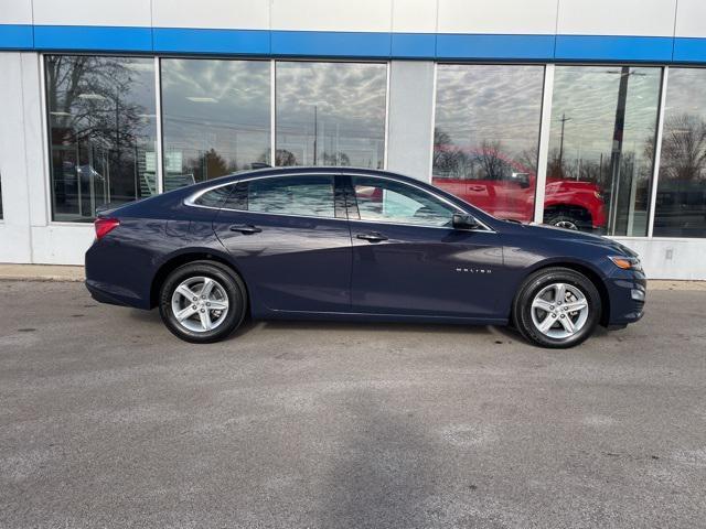 new 2025 Chevrolet Malibu car, priced at $26,684