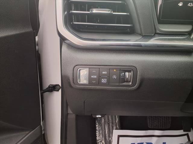 new 2025 GMC Terrain car, priced at $32,990