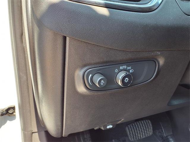 used 2023 Chevrolet Equinox car, priced at $22,885
