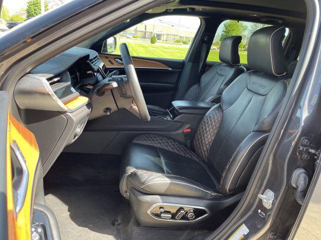 used 2022 Jeep Grand Cherokee car, priced at $38,980