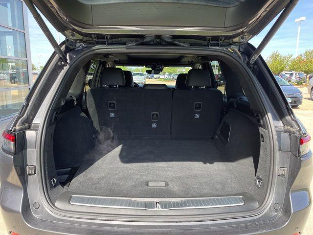 used 2022 Jeep Grand Cherokee car, priced at $38,980