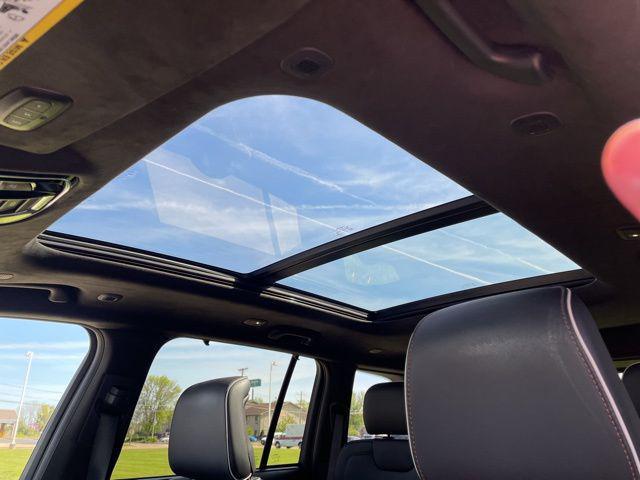 used 2022 Jeep Grand Cherokee car, priced at $38,980