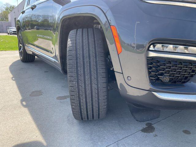 used 2022 Jeep Grand Cherokee car, priced at $38,980