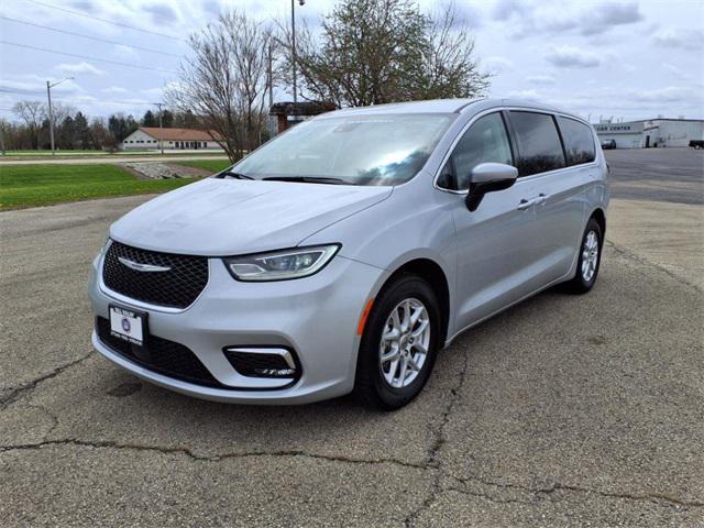 used 2023 Chrysler Pacifica car, priced at $23,985