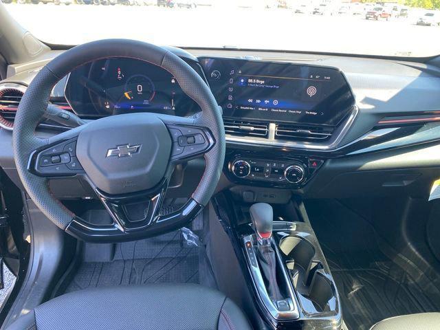 new 2025 Chevrolet Trax car, priced at $28,100