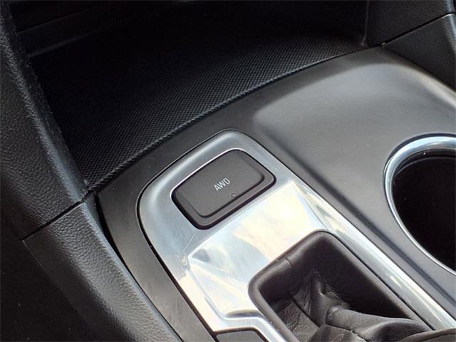 used 2020 Chevrolet Equinox car, priced at $16,485