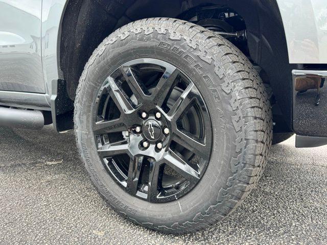 new 2025 Chevrolet Silverado 1500 car, priced at $50,990