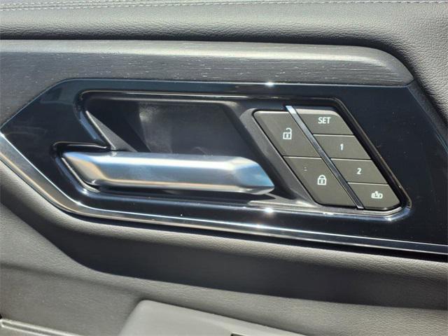 new 2025 GMC Yukon car, priced at $90,305