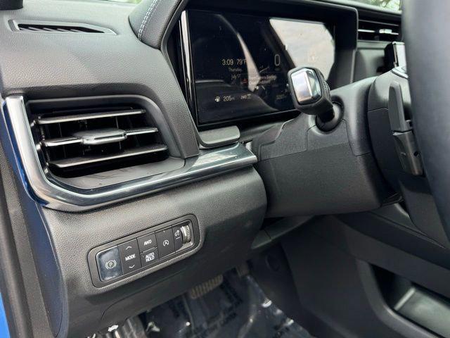 new 2025 GMC Terrain car, priced at $34,990