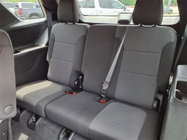 used 2023 Chevrolet Traverse car, priced at $31,980