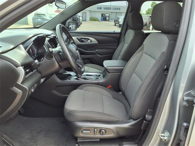 used 2023 Chevrolet Traverse car, priced at $31,980