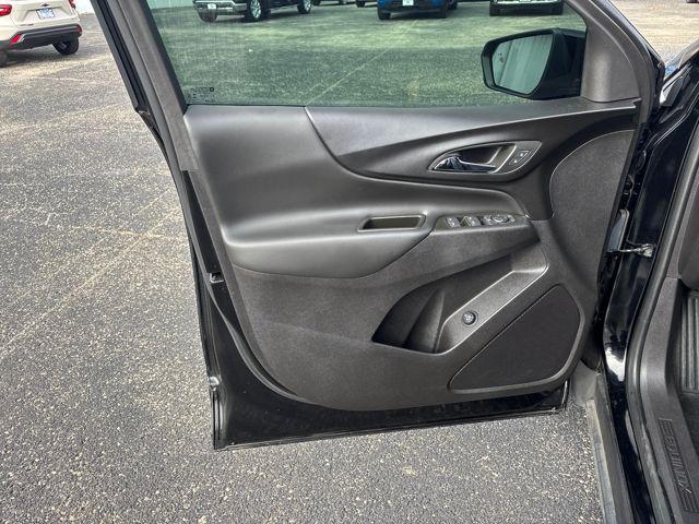 used 2024 Chevrolet Equinox car, priced at $22,985