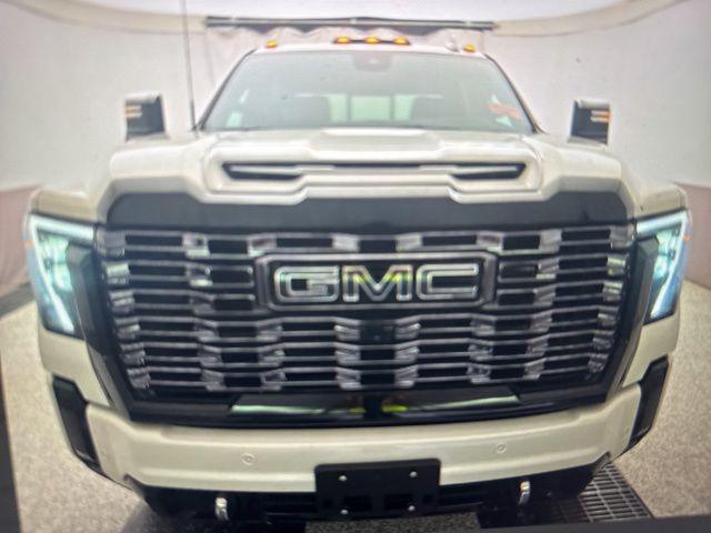 used 2025 GMC Sierra 3500 car, priced at $85,985