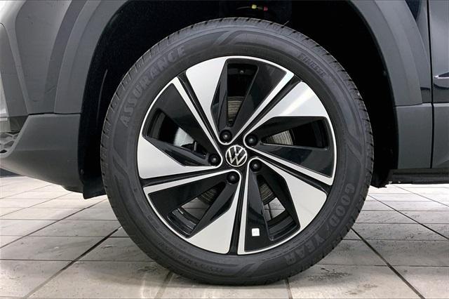 new 2024 Volkswagen Taos car, priced at $31,981