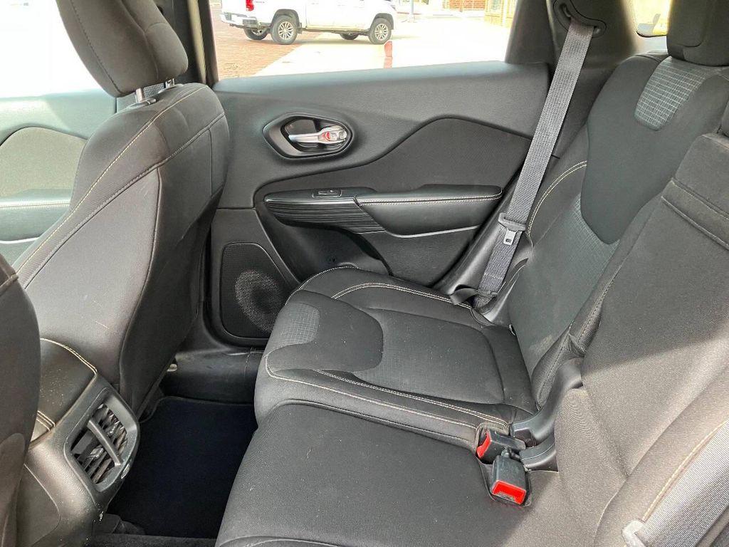 used 2015 Jeep Cherokee car, priced at $11,500