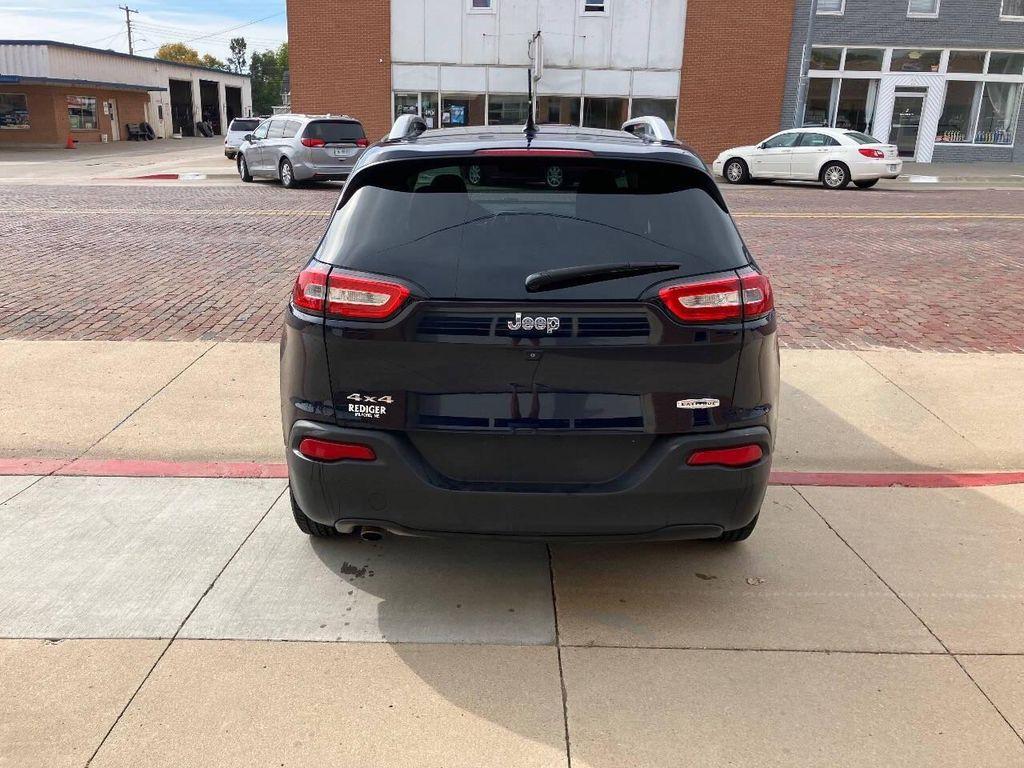 used 2015 Jeep Cherokee car, priced at $11,500