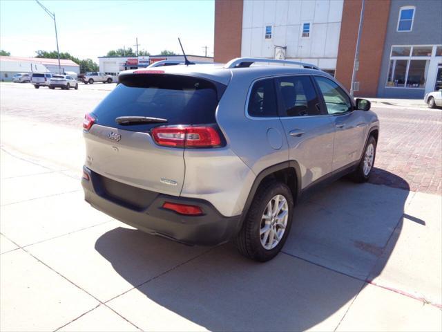 used 2018 Jeep Cherokee car, priced at $15,995