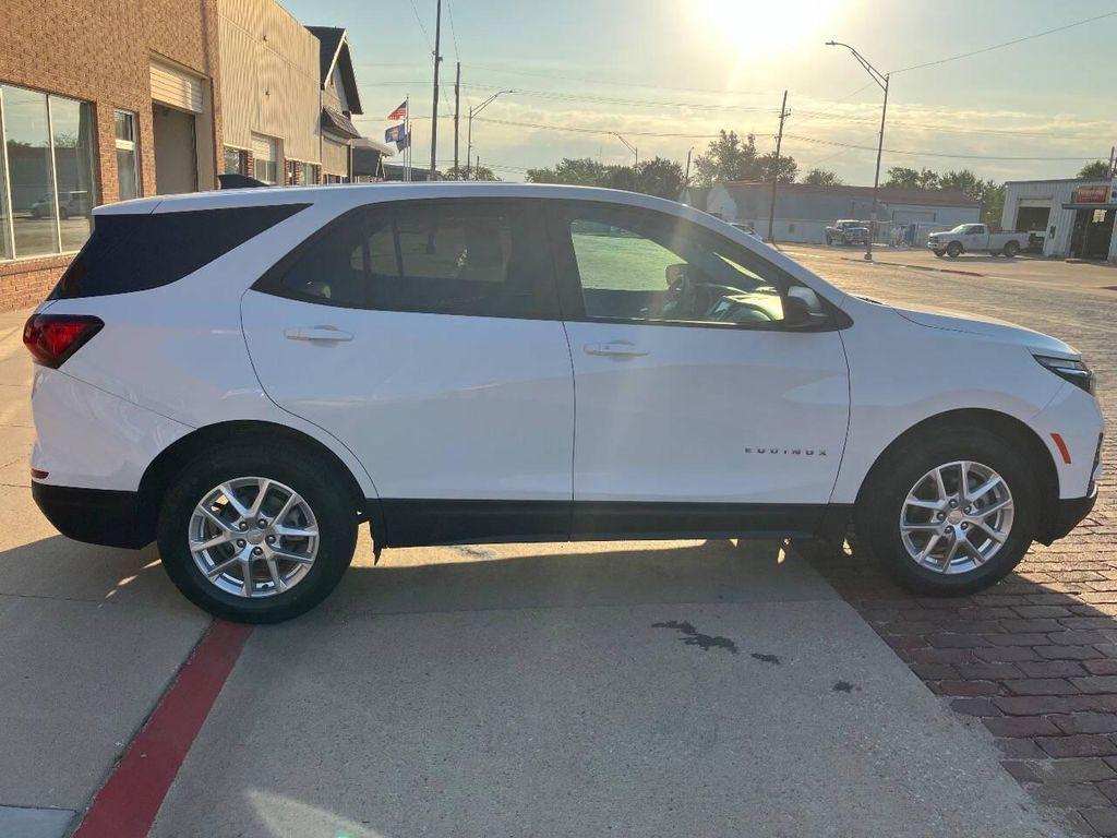 used 2022 Chevrolet Equinox car, priced at $16,500