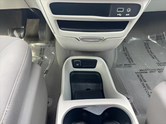 used 2018 Chrysler Pacifica car, priced at $10,790