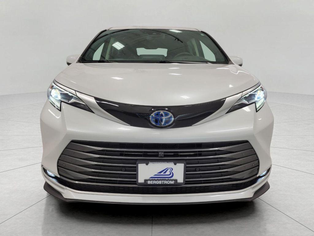 used 2024 Toyota Sienna car, priced at $52,970