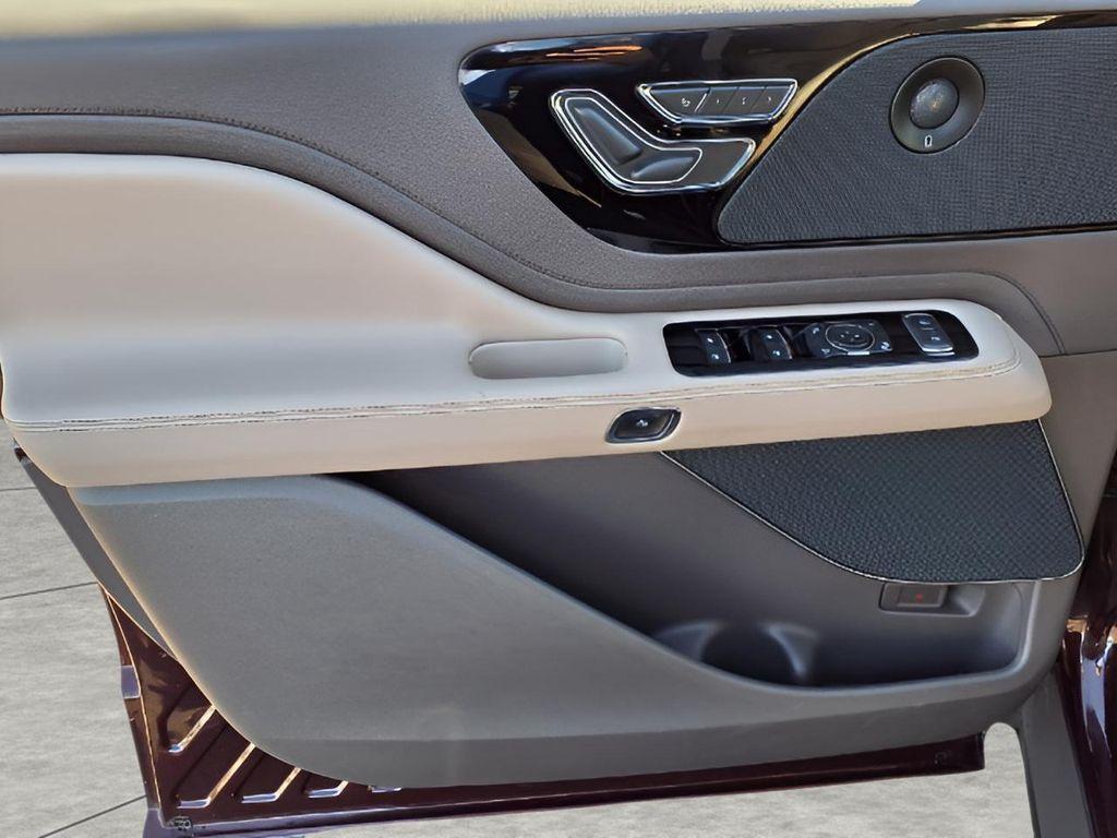 used 2020 Lincoln Aviator car, priced at $30,461