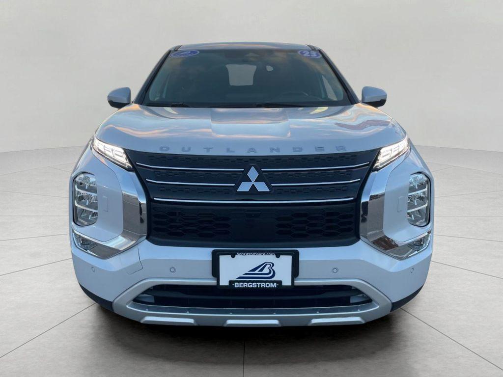 used 2023 Mitsubishi Outlander car, priced at $25,629