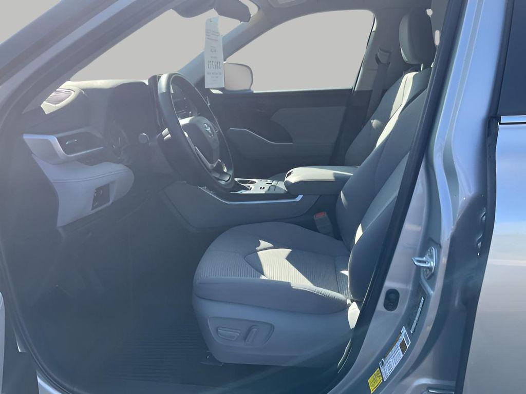 used 2024 Toyota Highlander car, priced at $37,810